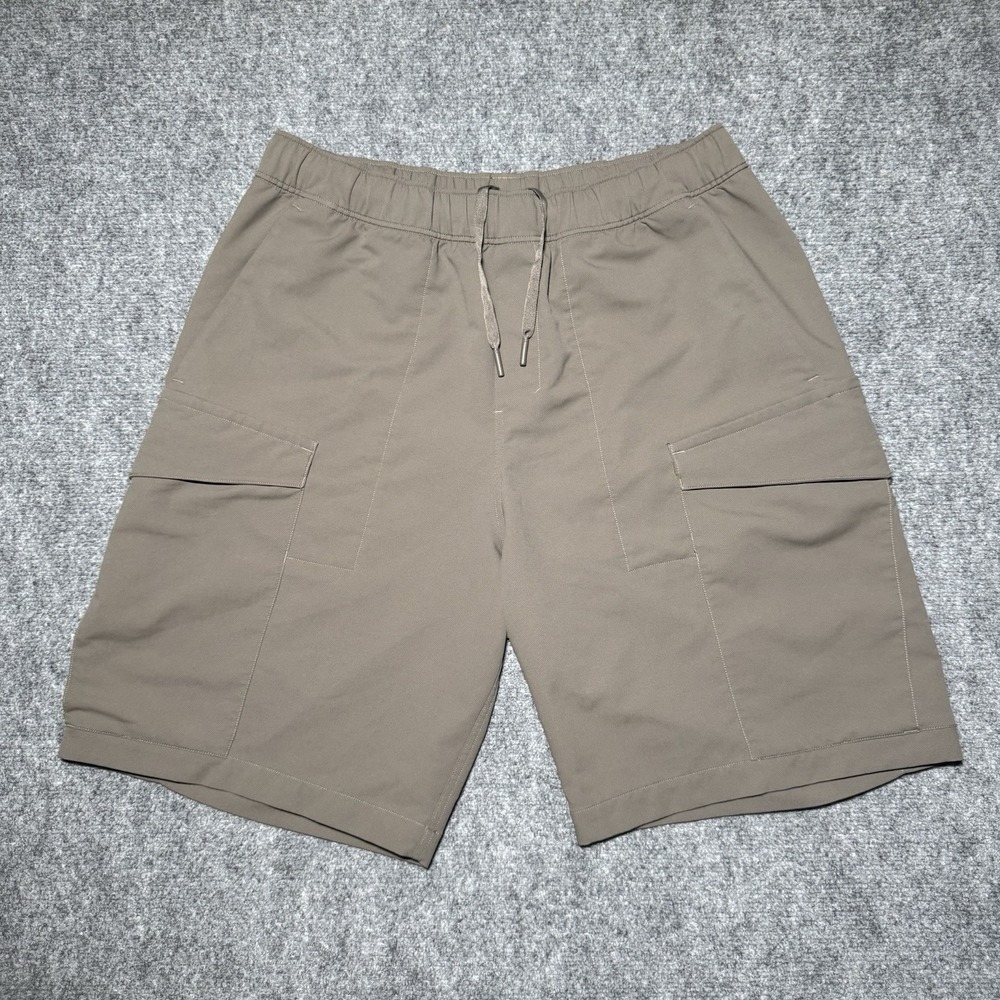 Lululemon Cargo Shorts VersaTwill Hiking Side Pockets Men L Stretch Performance